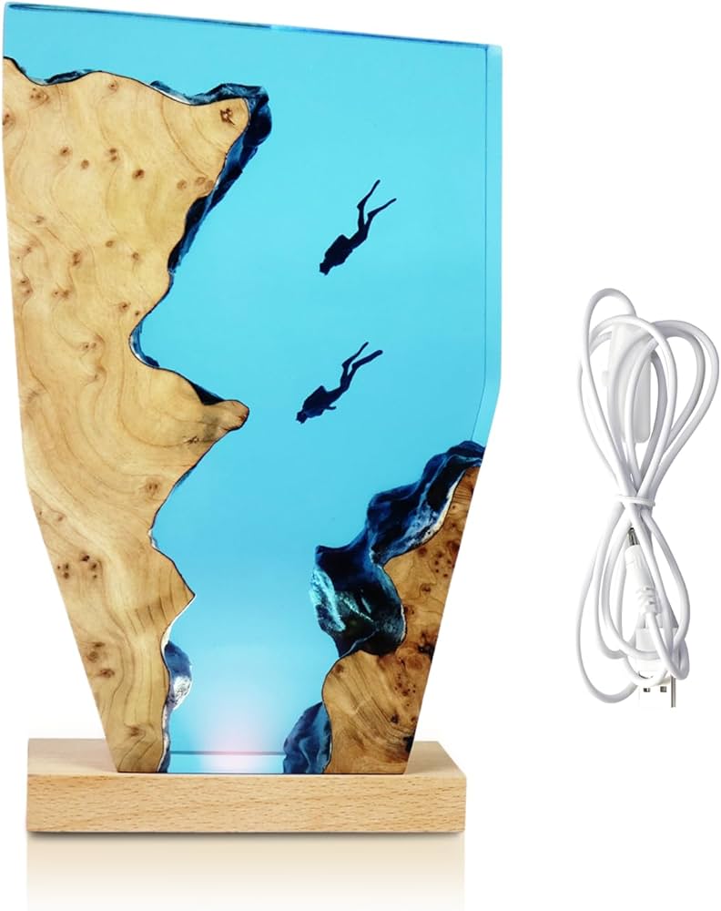 Premium Ocean Diver Resin Lamp