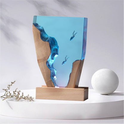 Premium Ocean Diver Resin Lamp